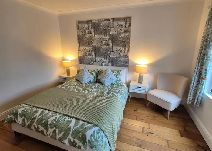 Vimy House * Clifden