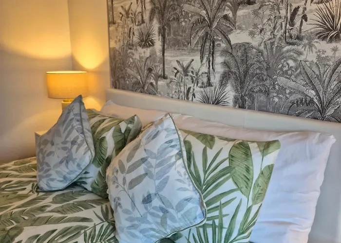 Vimy House * Clifden